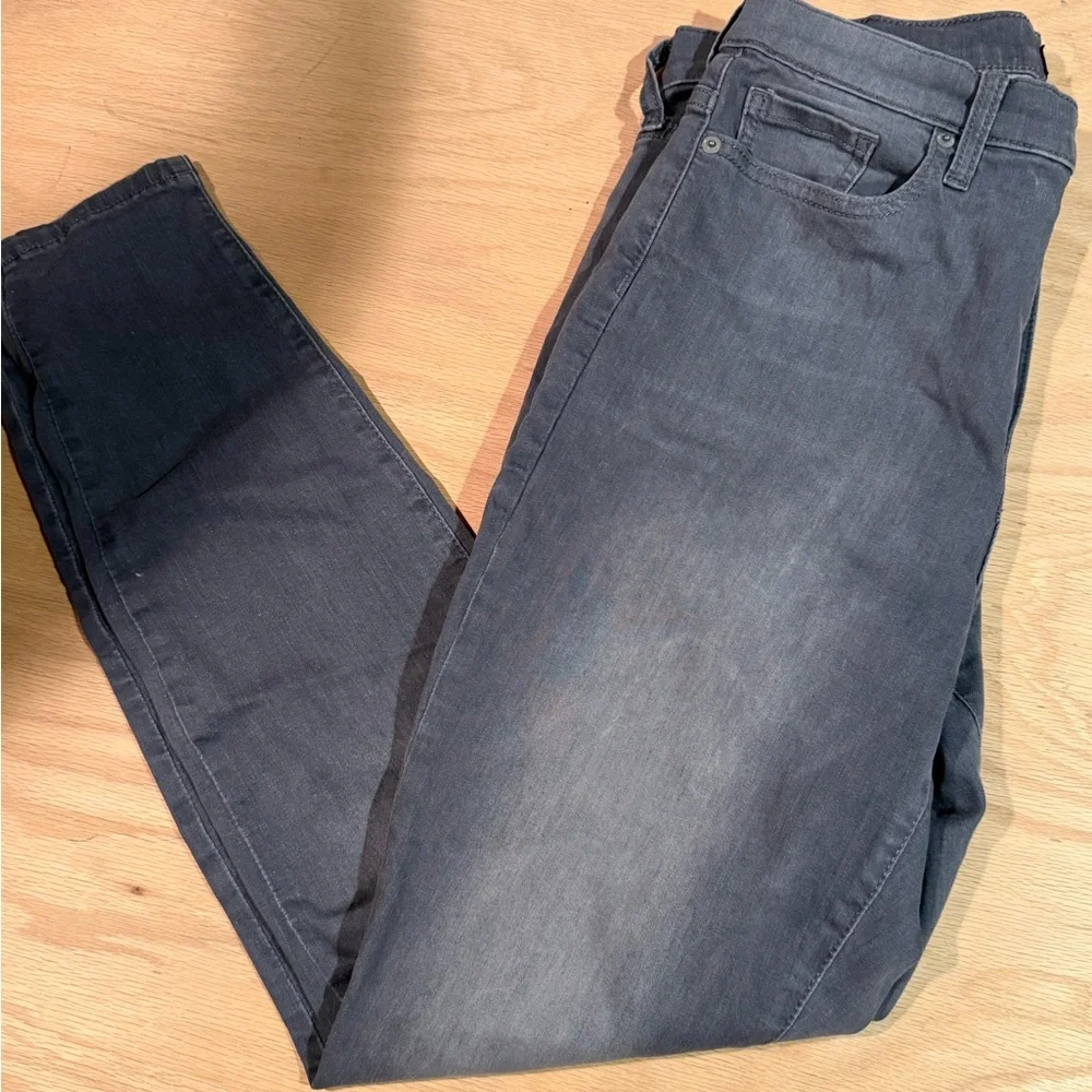 Banana‎ Republic Women’s Curvy High-Rise Skinny Jeans